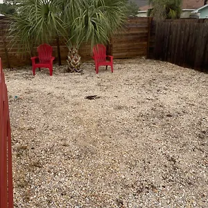  Holiday home House 3 Blocks To The